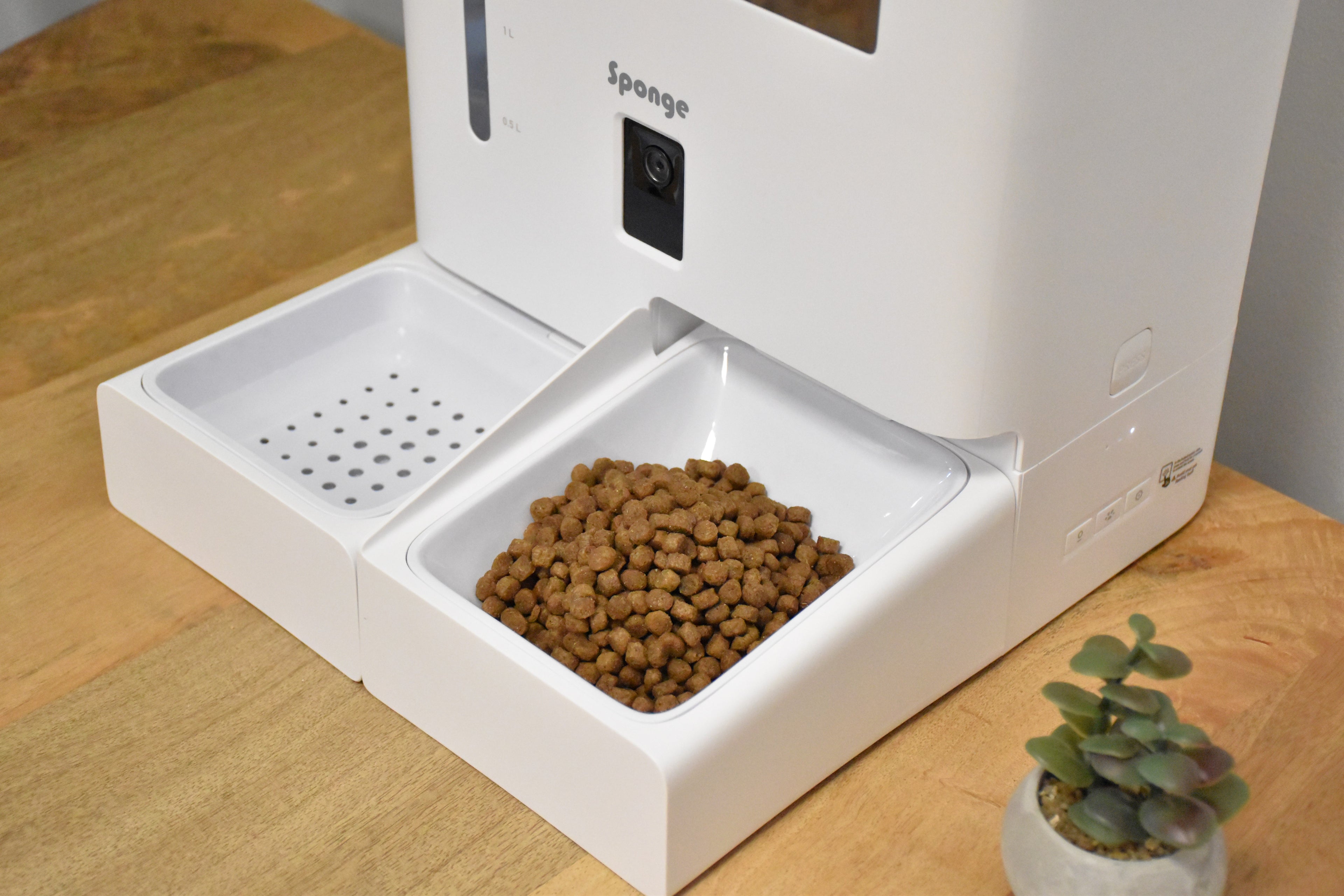 SPONGE Smart Pet Feeder Dual